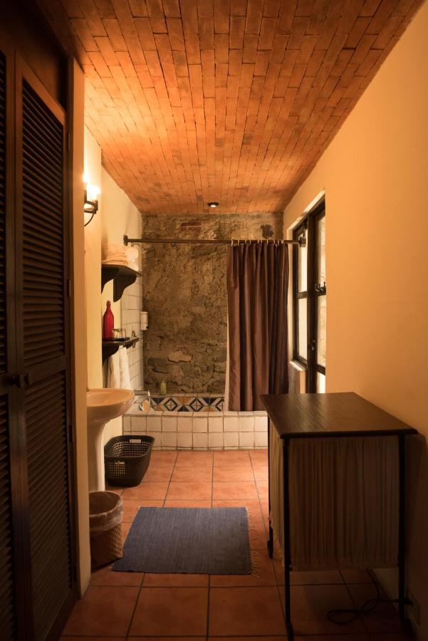Hotel Sor Juana Antigua Exterior photo