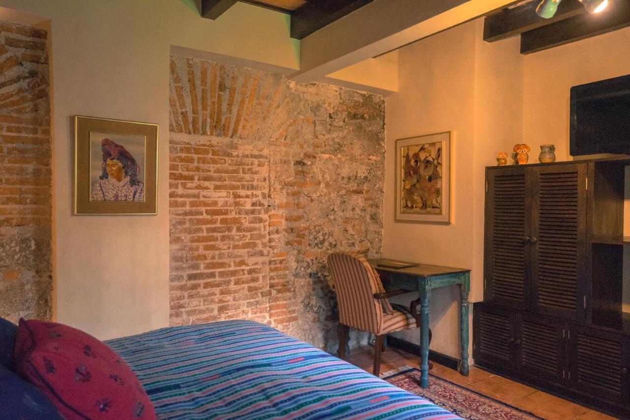 Hotel Sor Juana Antigua Exterior photo